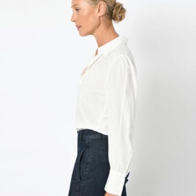 Forcast Hannah Collared Blouse